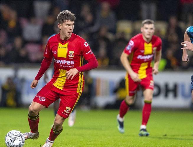 年轻球员的 年轻球员的