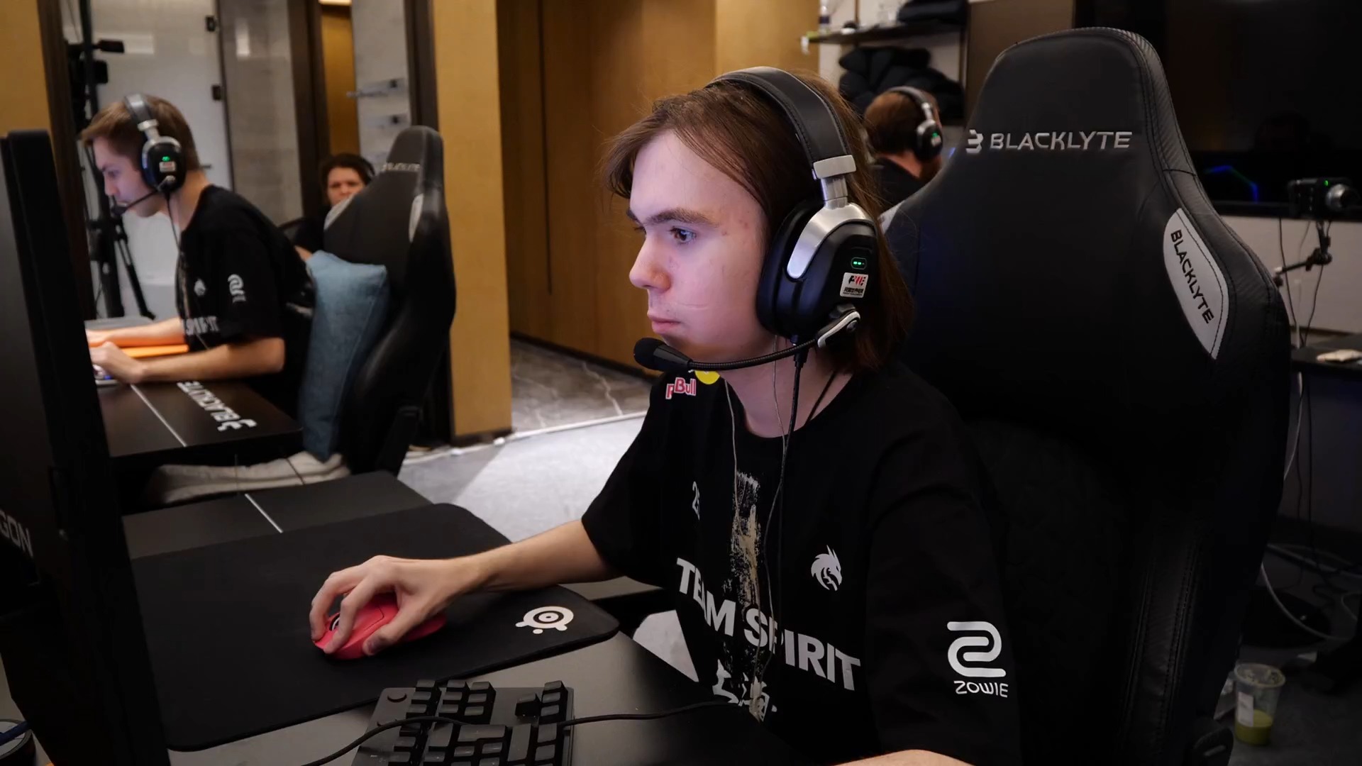 更重要的是 更重要的是